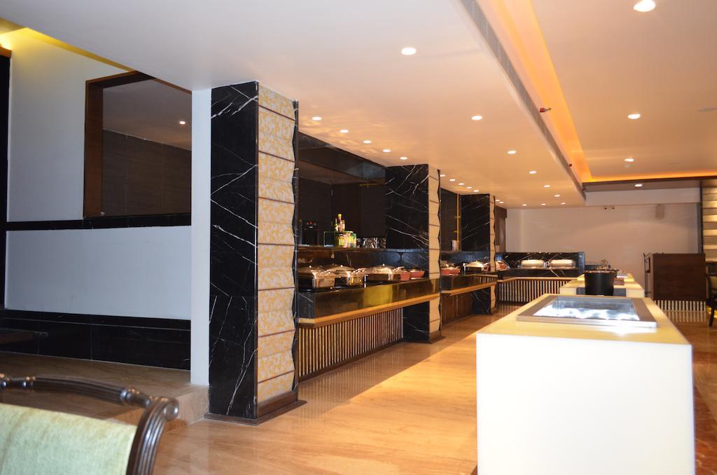 The Maya Hotel Jalandhar Exterior foto